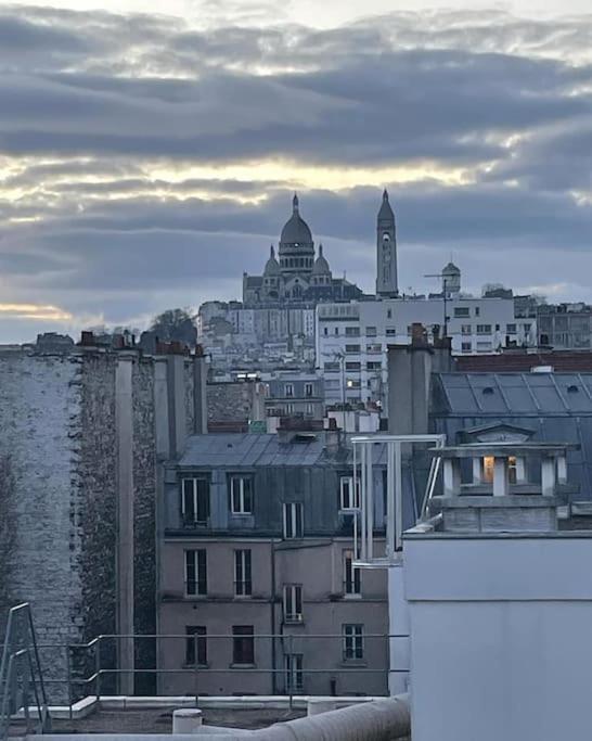 דירות פריז Vue Sur Le Sacre Coeur Montmartre מראה חיצוני תמונה